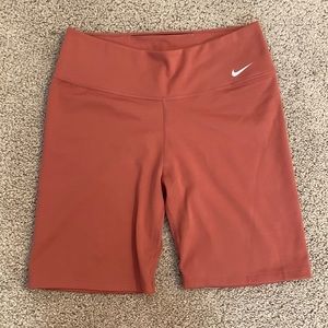 Nike Dri-fit legging/shorts
